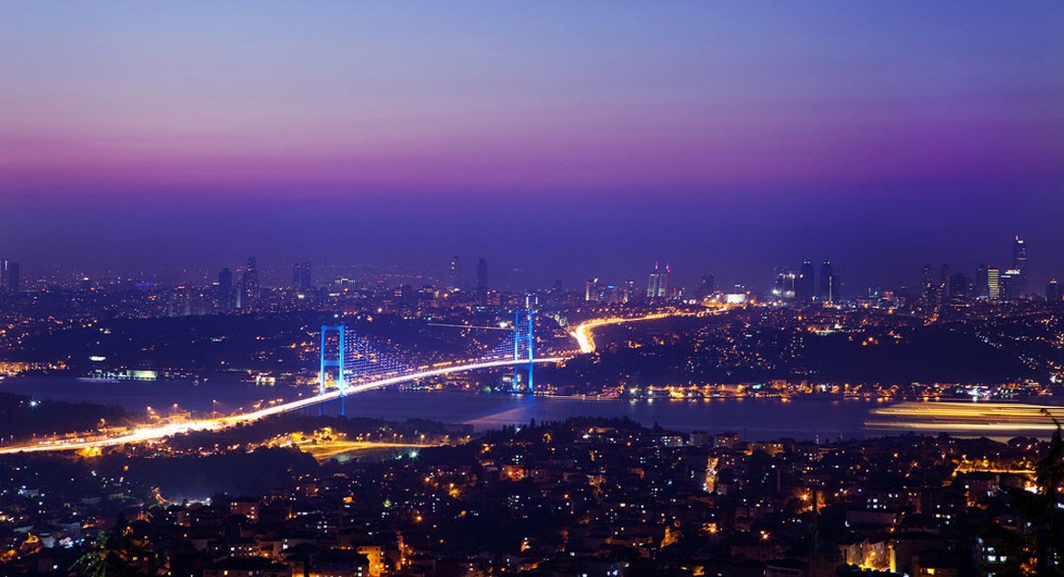 Coperon at Istanbul Light